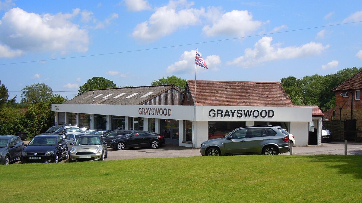 Car Showroom, Grayswood Road, Grayswood (June 2015)