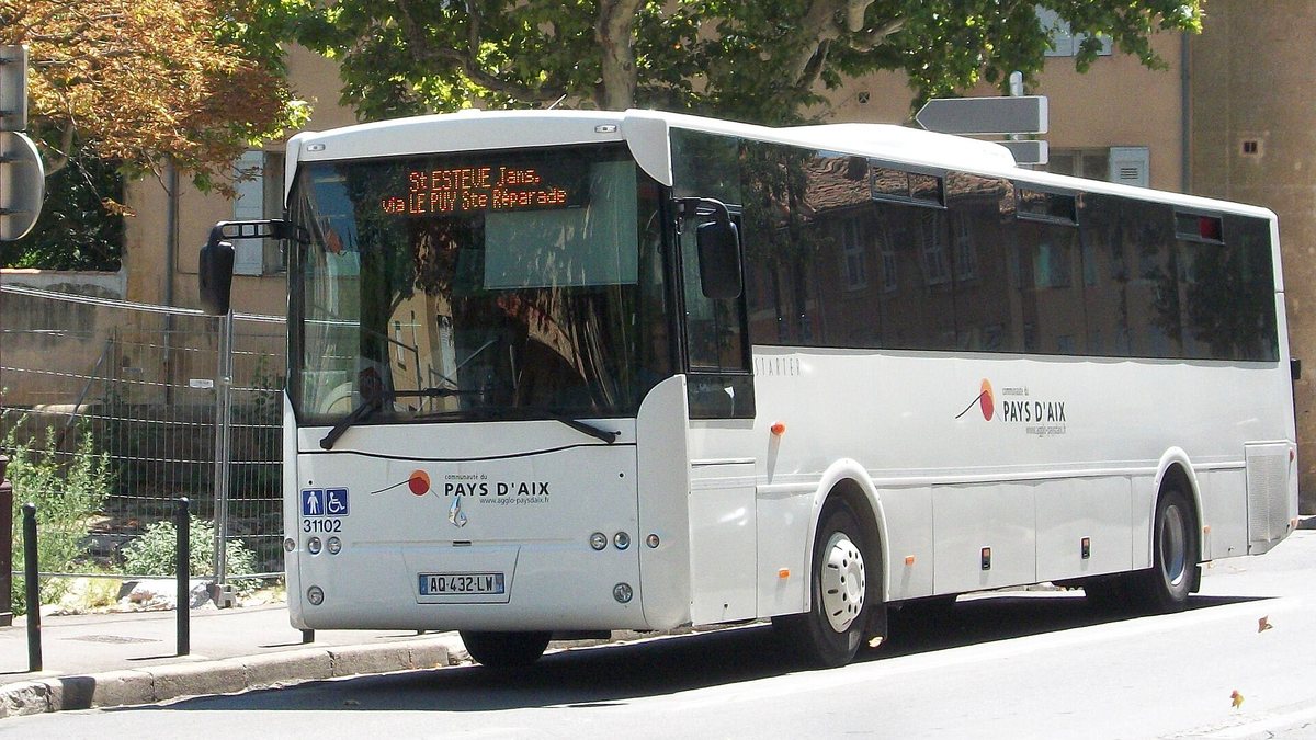 Car de la Communaute du pays d'aix